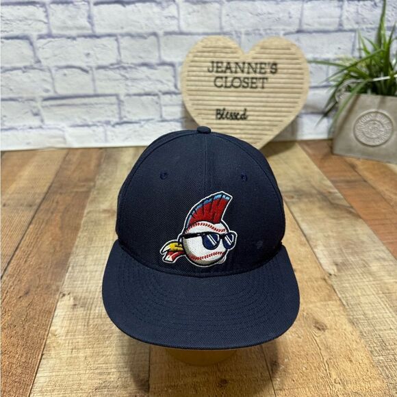 Fitted Major League Cap - Picture 1 of 7